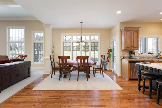 744 Pembridge Place Sugar Grove, IL 60554 - Photo 16 of 44