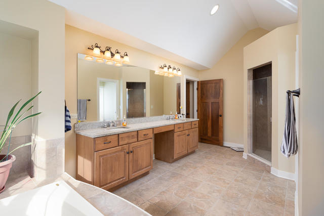 744 Pembridge Place Sugar Grove, IL 60554 - Photo 23 of 44