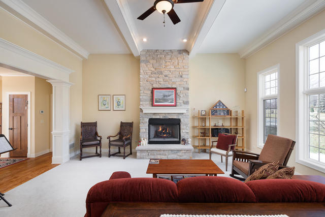 744 Pembridge Place Sugar Grove, IL 60554 - Photo 8 of 44