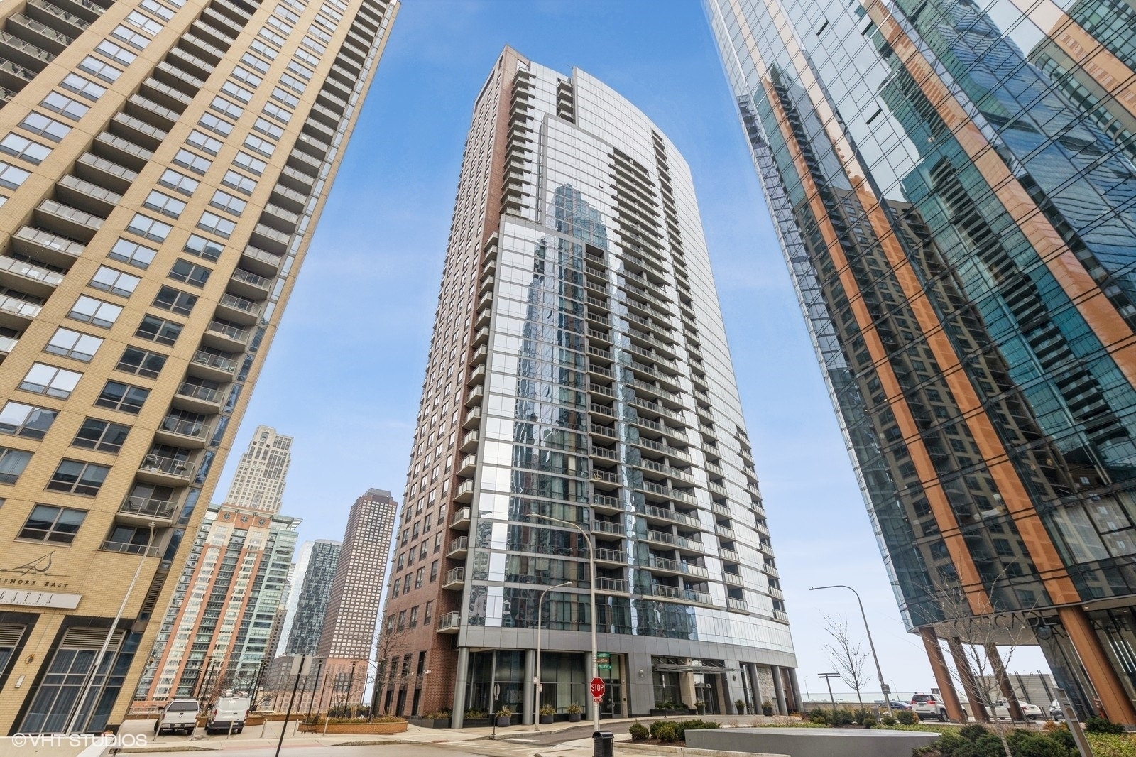 450 East Waterside Drive, Unit 505 Chicago, IL 60601 - Photo 1 of 32