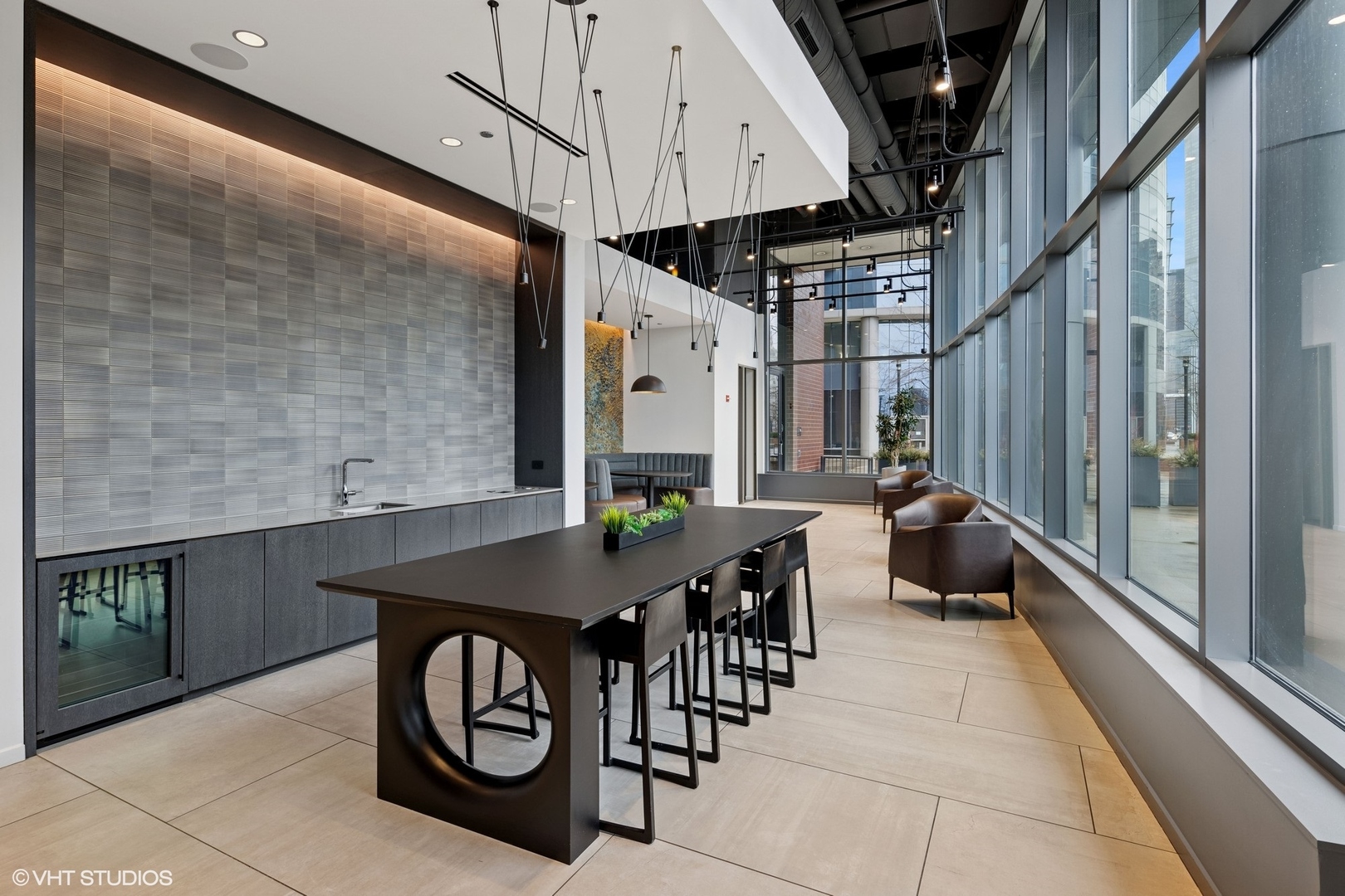 450 East Waterside Drive, Unit 505 Chicago, IL 60601 - Photo 28 of 32 a dining room with furniture and a floor to ceiling window