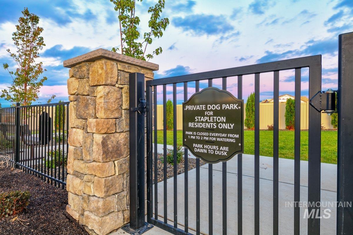 212 West Broyhill Street Meridian, ID 83642 - Photo 16 of 22