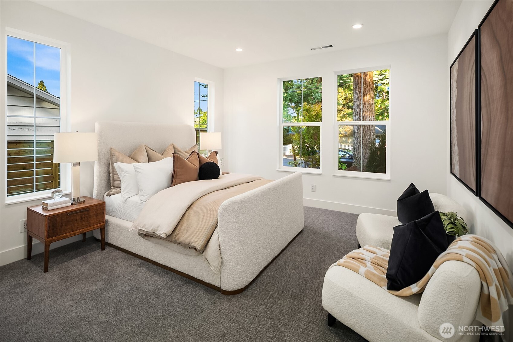 2643 106th Avenue Northeast Bellevue, WA 98004 - Photo 19 of 37