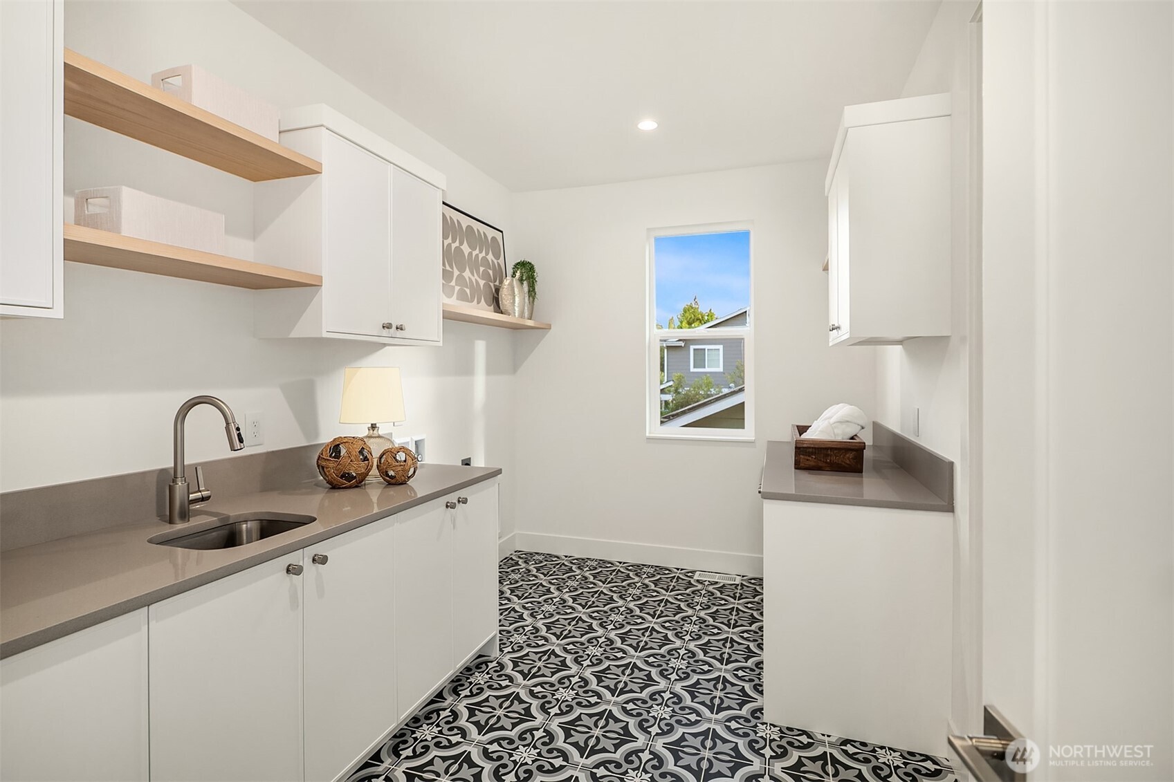 2643 106th Avenue Northeast Bellevue, WA 98004 - Photo 32 of 37