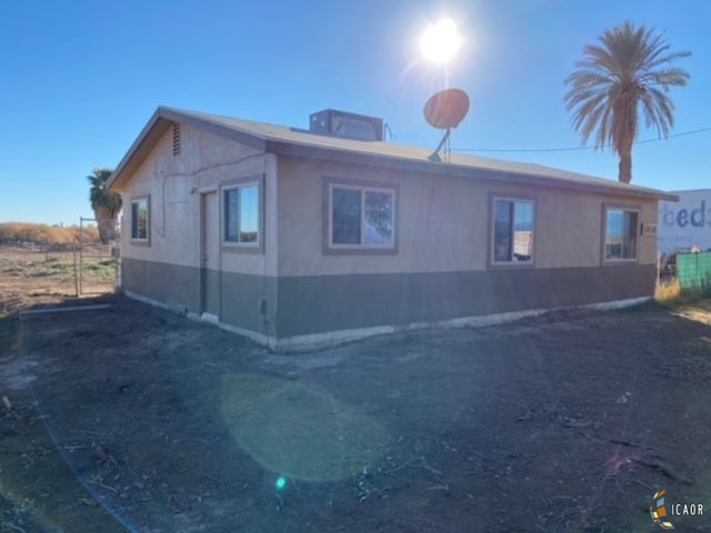 1820 Derrick Road El Centro, CA 92243 - Photo 1 of 31 Gallery Image 1