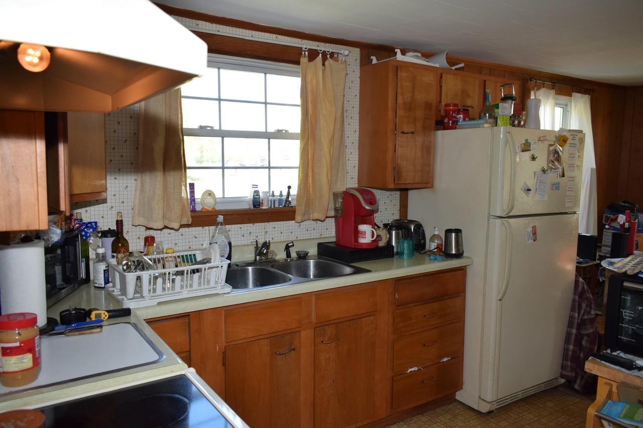 18 Bridge Street Lancaster, NH 03584 - Photo 3 of 16 Gallery Image 3