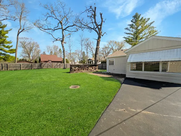 $194,900 | 37130 North Parma Avenue, Lake Villa, IL 60046
