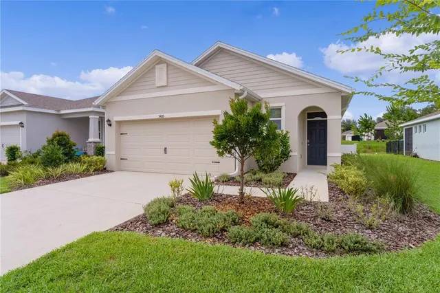 $2,200 | 5420 Sunshine Drive, Wildwood, FL 34785