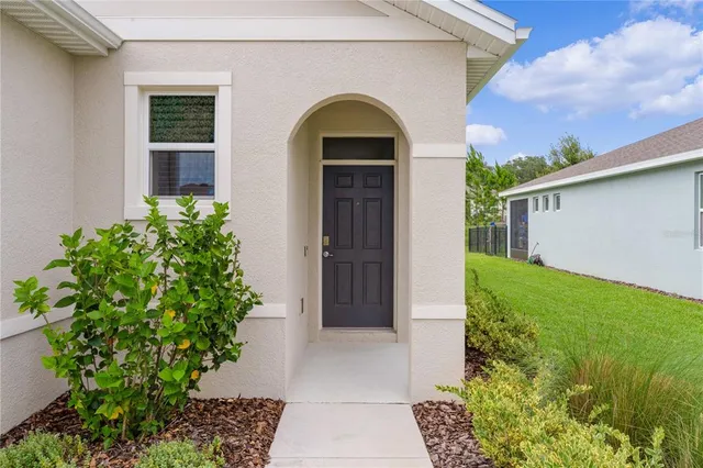 $2,200 | 5420 Sunshine Drive, Wildwood, FL 34785