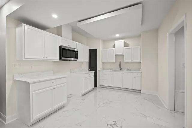 $1,825,000 | 10705 Wild Flower Drive, Lee's Summit, MO 64086