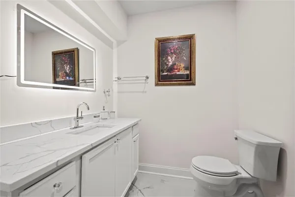 $1,825,000 | 10705 Wild Flower Drive, Lee's Summit, MO 64086