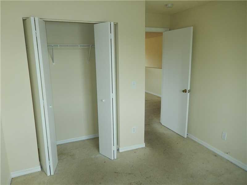 10323 Southwest 24th Street Miramar, FL 33025 - Photo 12 of 21