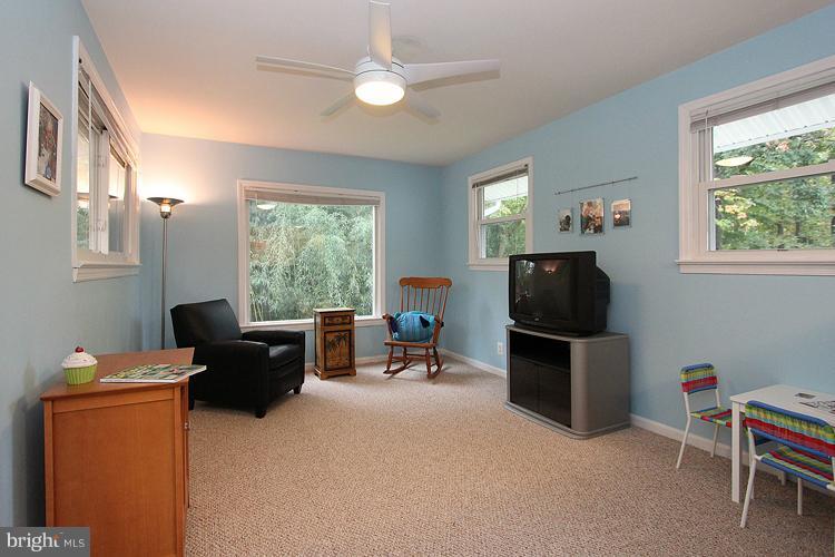 6316 Rockhurst Road Bethesda, MD 20817 - Photo 18 of 24 Family Room