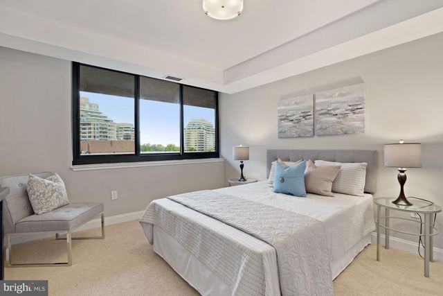 $1,009,000 | 4550 North Park Avenue, Unit 912, Chevy Chase, MD 20815