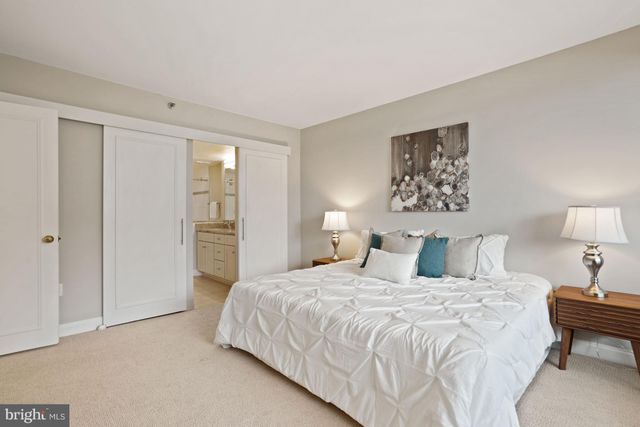 $1,009,000 | 4550 North Park Avenue, Unit 912, Chevy Chase, MD 20815