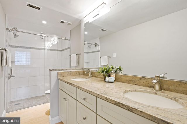 $1,009,000 | 4550 North Park Avenue, Unit 912, Chevy Chase, MD 20815