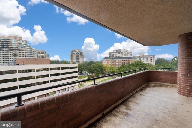 $1,009,000 | 4550 North Park Avenue, Unit 912, Chevy Chase, MD 20815