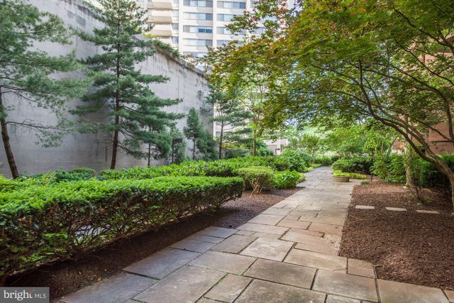 $1,009,000 | 4550 North Park Avenue, Unit 912, Chevy Chase, MD 20815