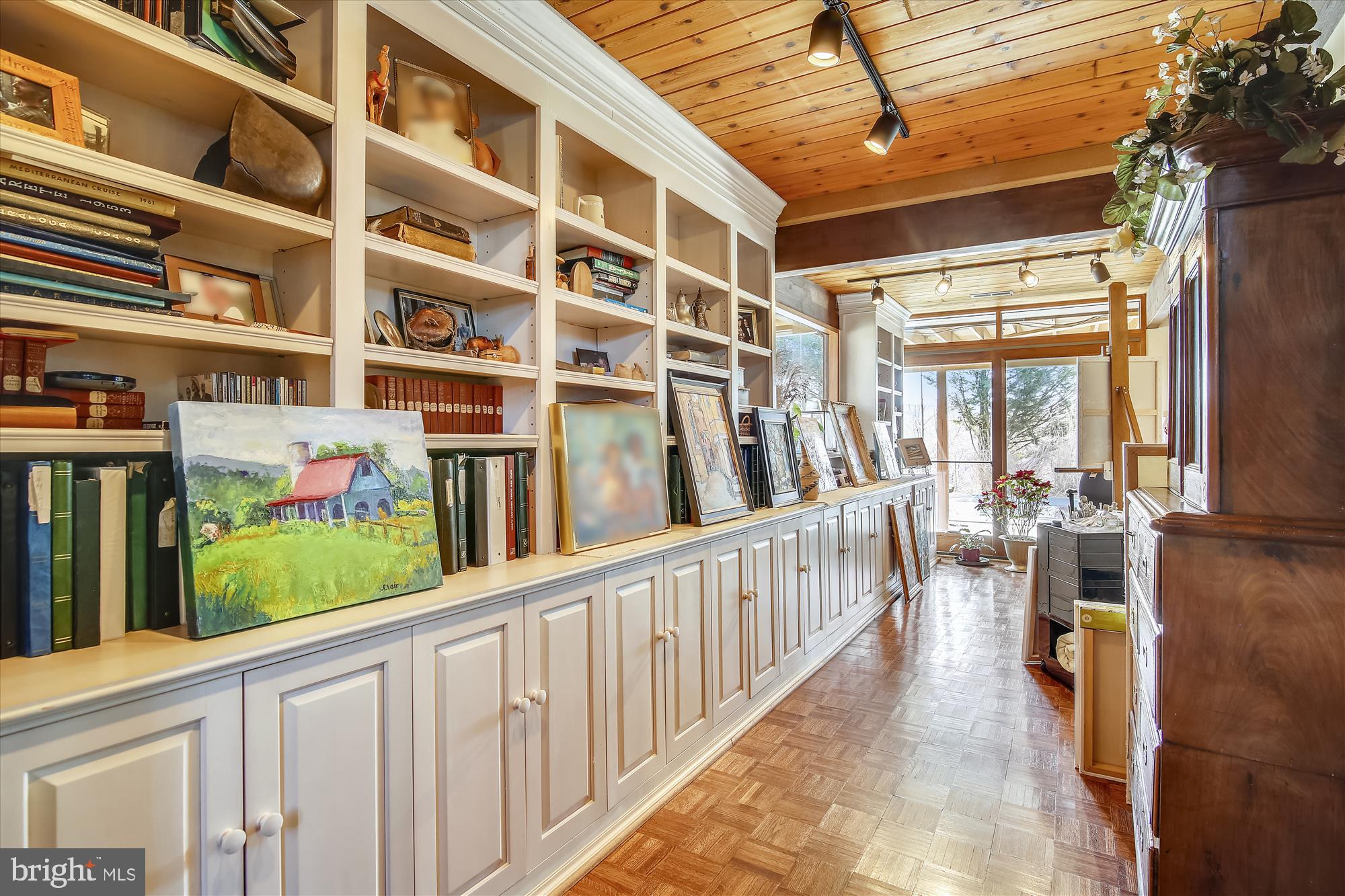 9024 Fletchers Mill Road Marshall, VA 20115 - Photo 41 of 57 Lower level office/studio space with built-ins