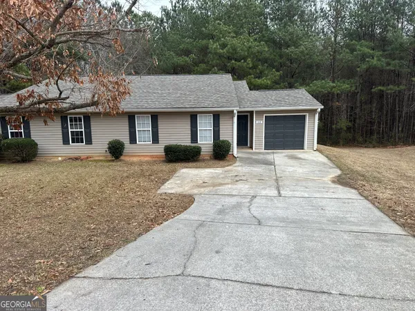 $1,675 | 116 Carroll Creek Lane, Unit 1, Carrollton, GA 30117