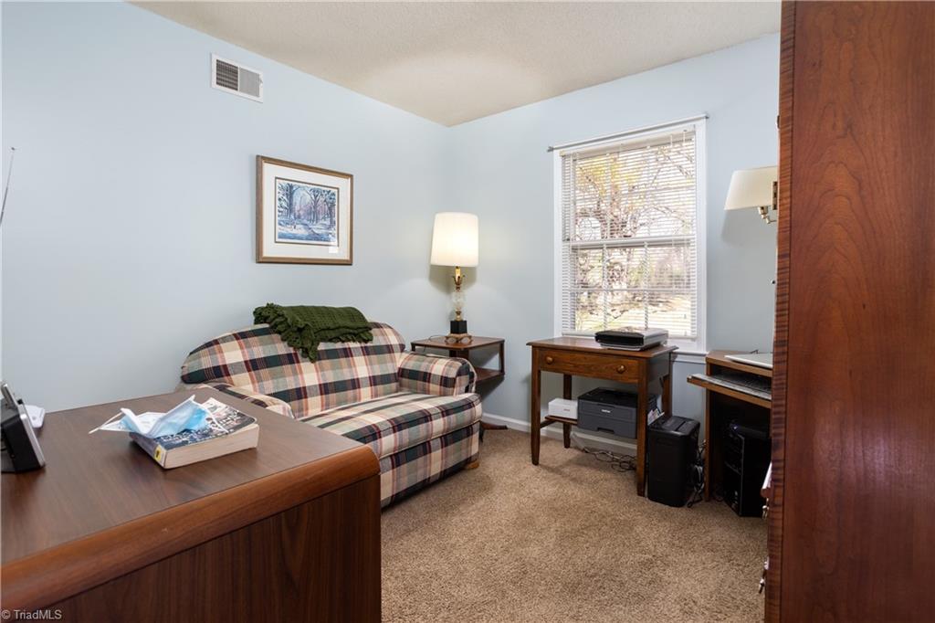 3324 Rockingham Road High Point, NC 27265 - Photo 21 of 29