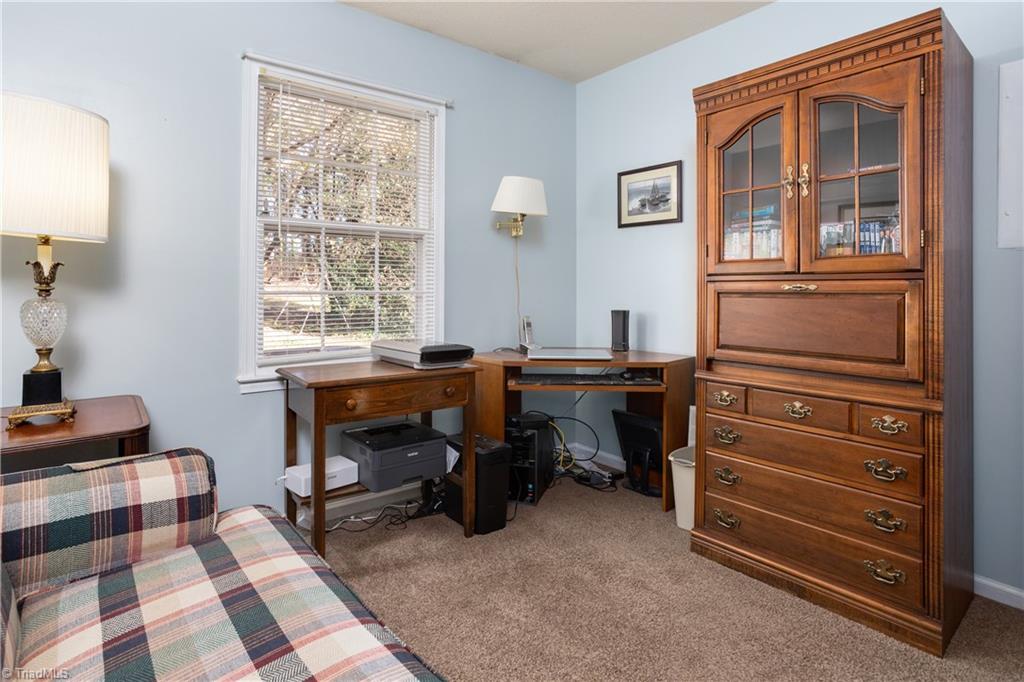 3324 Rockingham Road High Point, NC 27265 - Photo 22 of 29