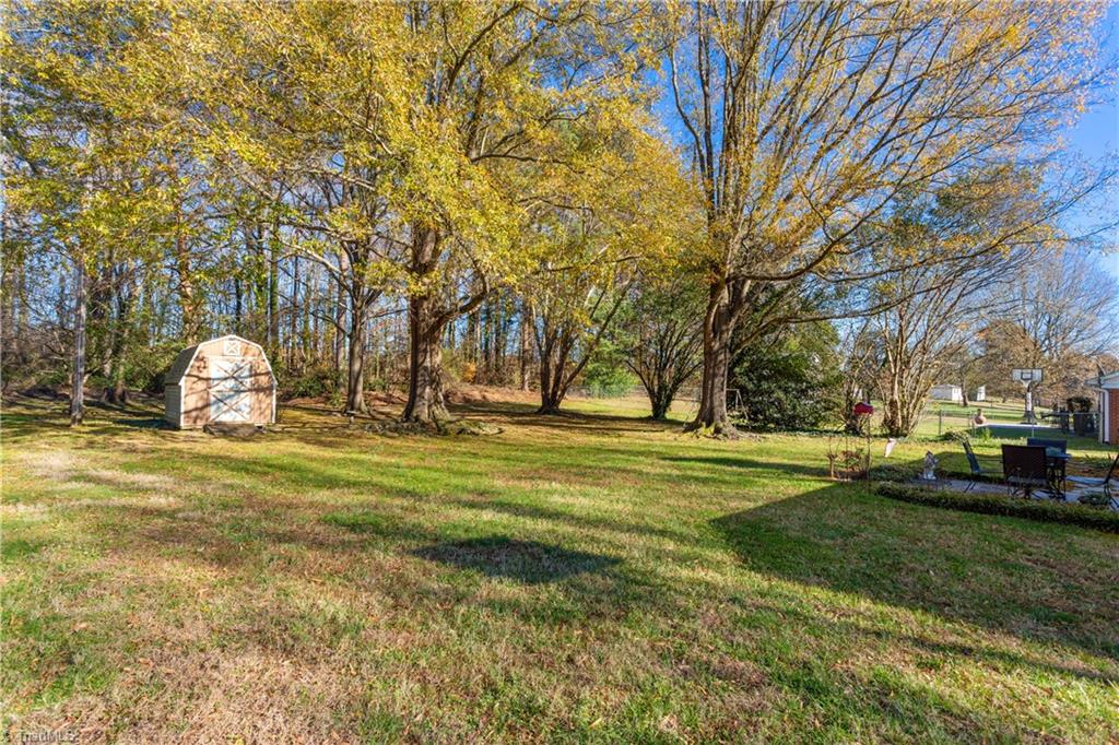 3324 Rockingham Road High Point, NC 27265 - Photo 24 of 29