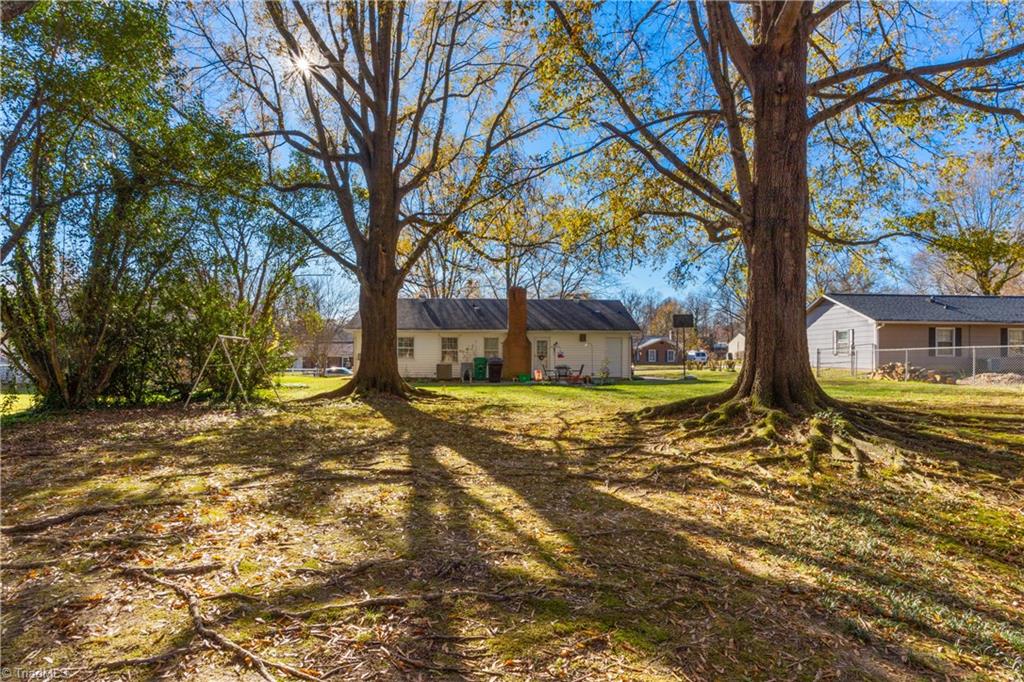 3324 Rockingham Road High Point, NC 27265 - Photo 26 of 29