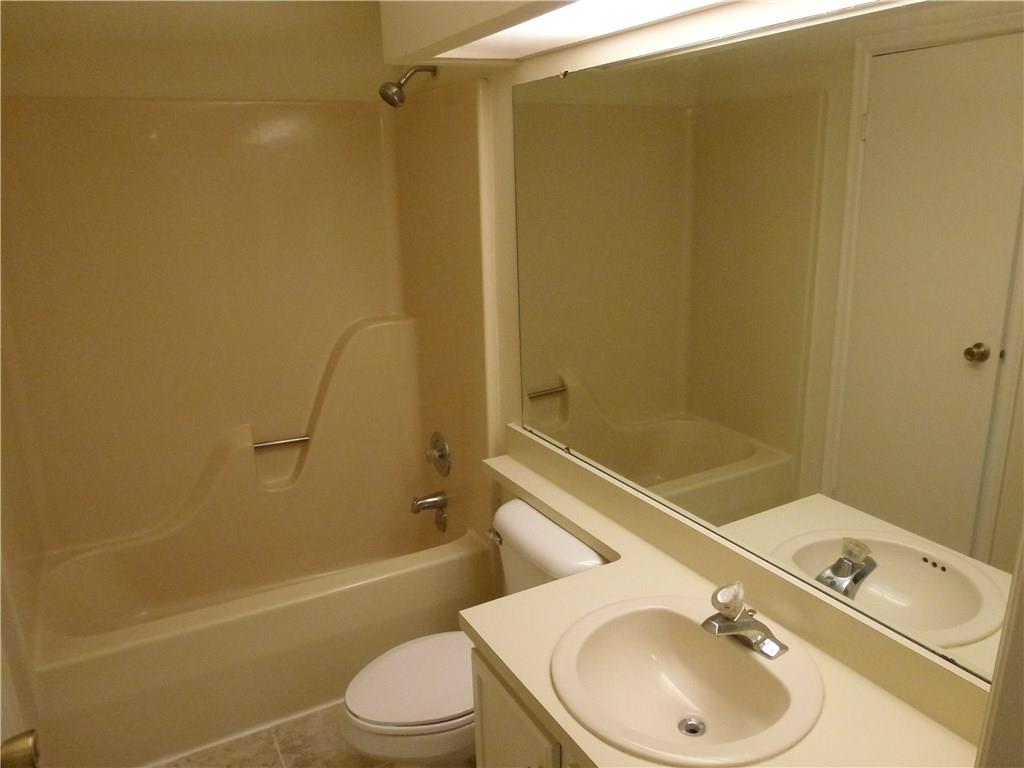 8530 Hague Road Indianapolis, IN 46256 - Photo 19 of 23 Gallery Image 19
