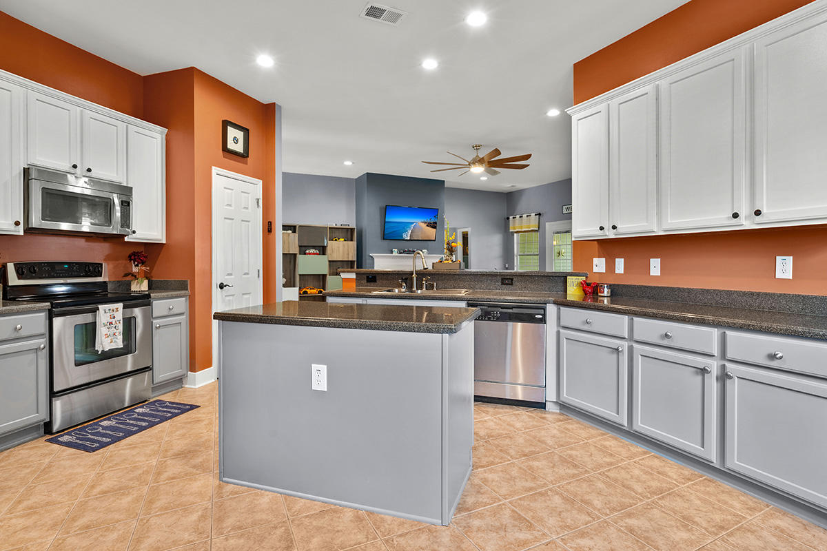 106 High Bridge Road Summerville, SC 29485 - Photo 13 of 31 106 HIGHBRIDGE RD PHOTOGRAPHY 11