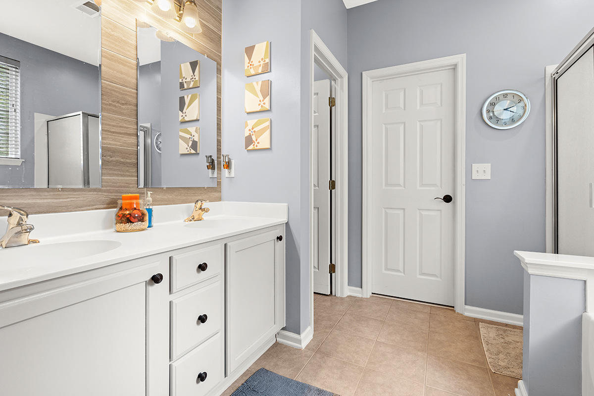 106 High Bridge Road Summerville, SC 29485 - Photo 18 of 31 106 HIGHBRIDGE RD PHOTOGRAPHY 20