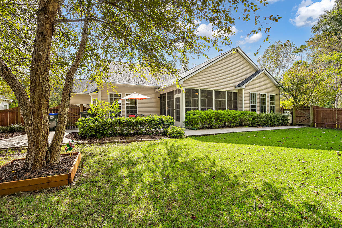 106 High Bridge Road Summerville, SC 29485 - Photo 27 of 31 106 HIGHBRIDGE RD PHOTOGRAPHY 26