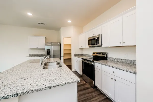 $2,080 | 3530 Penhurst Green, Porter, TX 77365