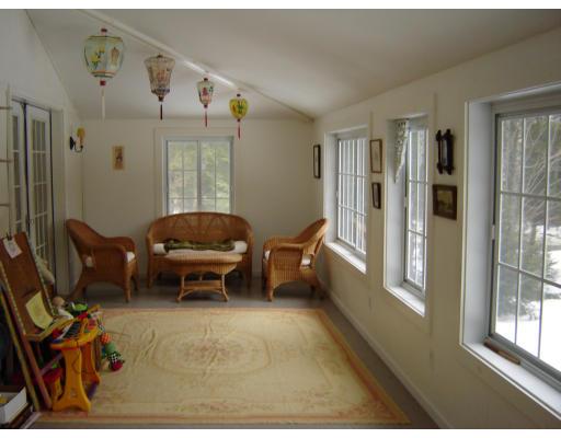 611 Huntington Road Worthington, MA 01098 - Photo 3 of 10 Gallery Image 3