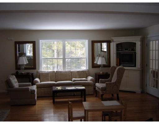 611 Huntington Road Worthington, MA 01098 - Photo 4 of 10 Gallery Image 4
