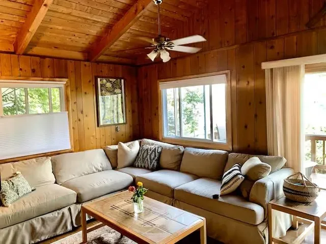 $2,800 | 59 Indian Point Road, Hebron, NH 03241