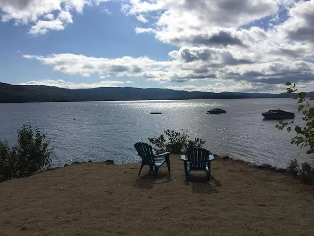 $2,800 | 59 Indian Point Road, Hebron, NH 03241