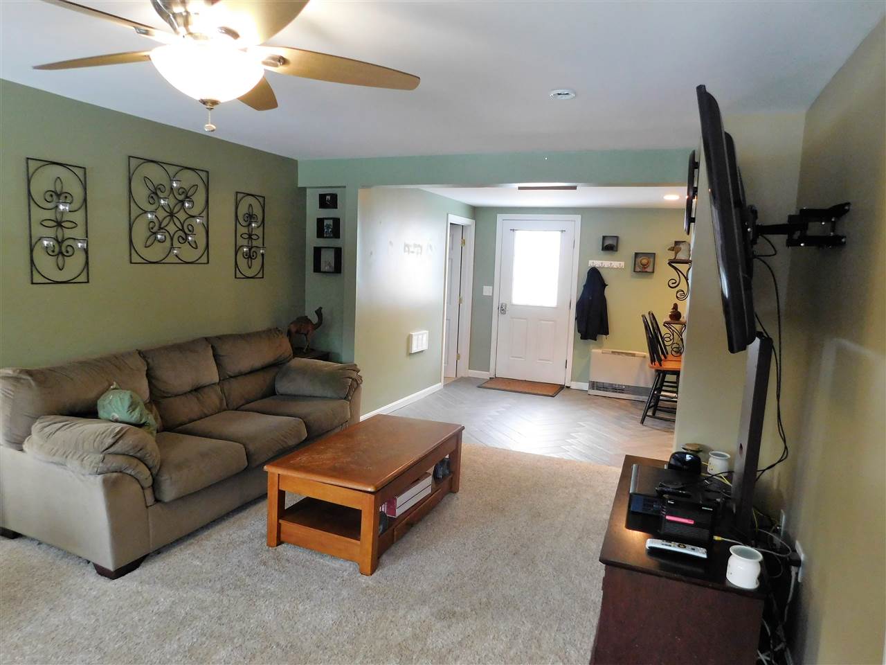 2503 County Road Windsor, VT 05089 - Photo 6 of 27