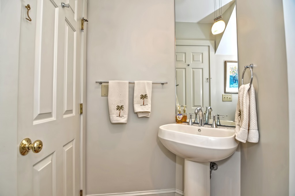 7 Hillside Road, Unit 2 Gloucester, MA 01930 - Photo 21 of 29