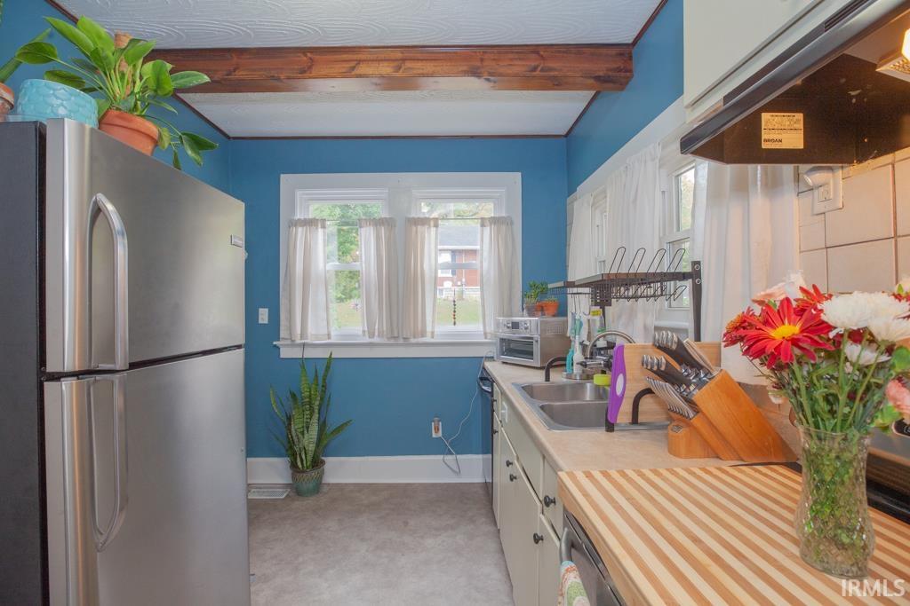524 Pfeiffer Road Evansville, IN 47711 - Photo 9 of 18 Gallery Image 9