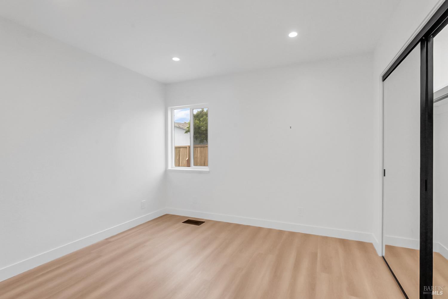 100 Ross Street Vallejo, CA 94591 - Photo 18 of 35