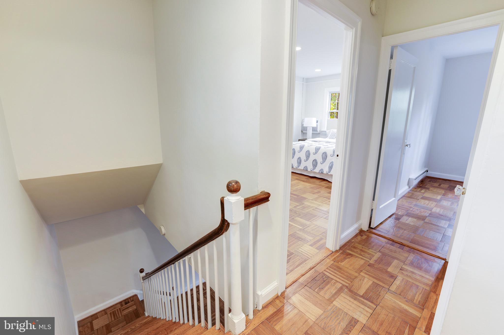 3754 Gunston Road, Unit 904 Alexandria, VA 22302 - Photo 17 of 27 Gallery Image 17