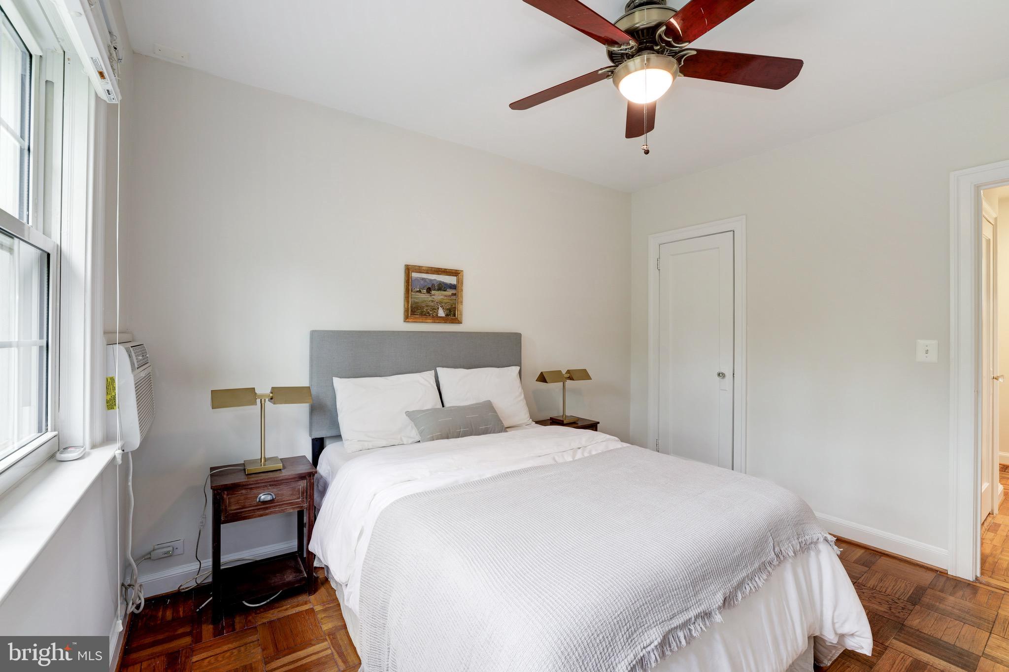 3754 Gunston Road, Unit 904 Alexandria, VA 22302 - Photo 20 of 27 Gallery Image 20