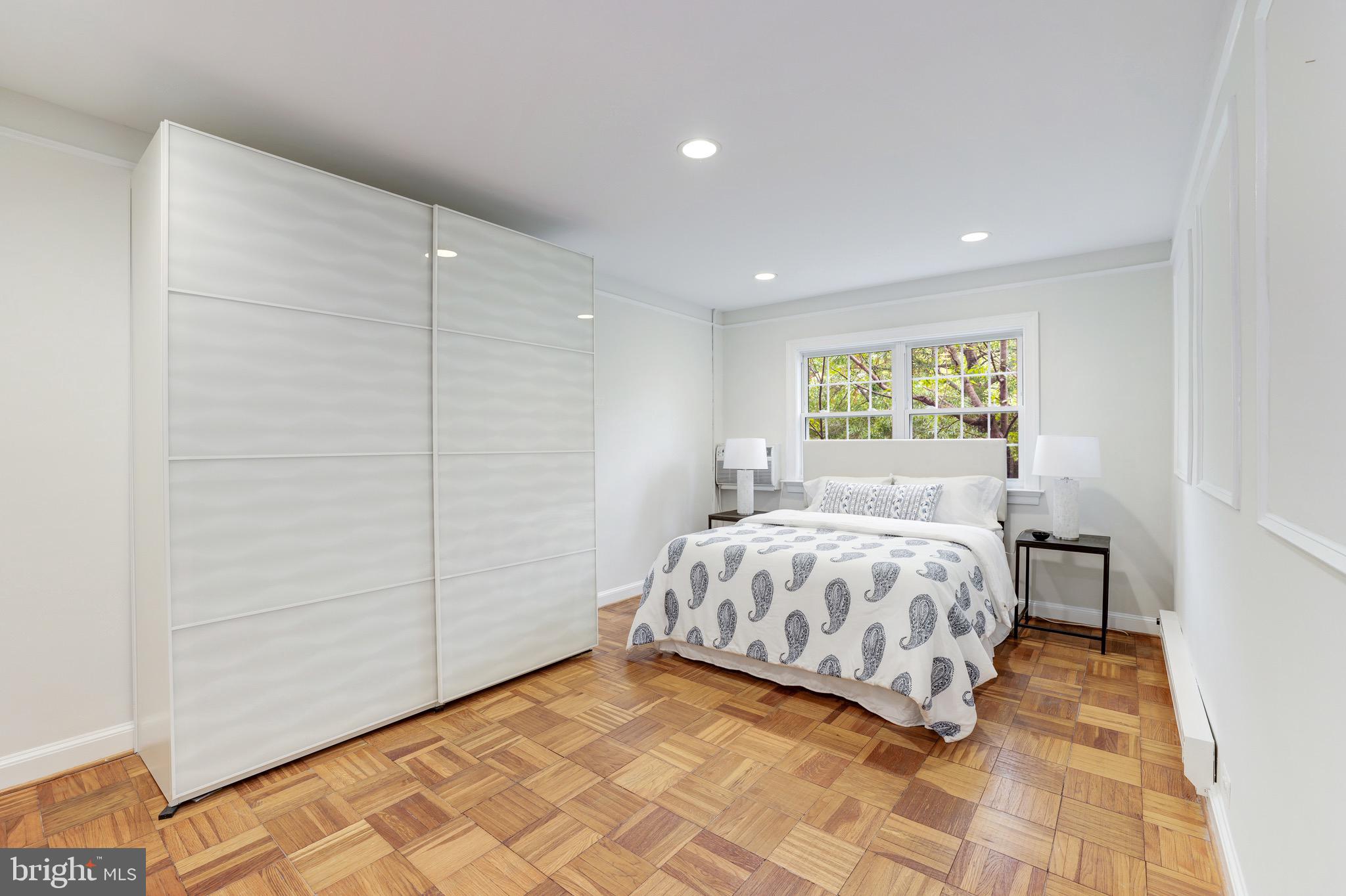 3754 Gunston Road, Unit 904 Alexandria, VA 22302 - Photo 21 of 27 Gallery Image 21