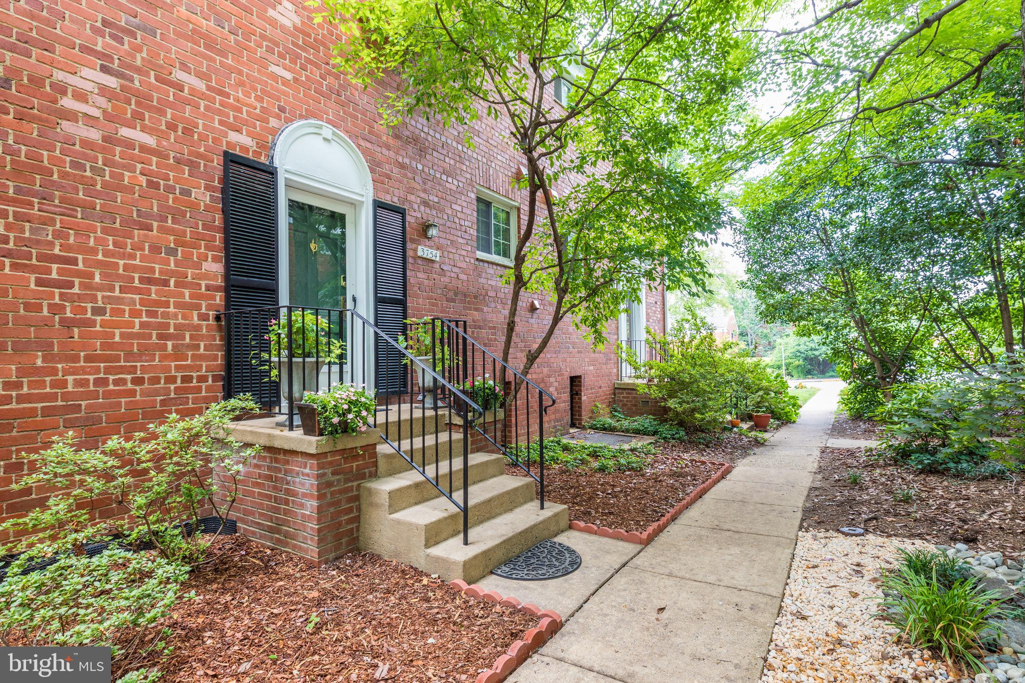 3754 Gunston Road, Unit 904 Alexandria, VA 22302 - Photo 26 of 27 Gallery Image 26