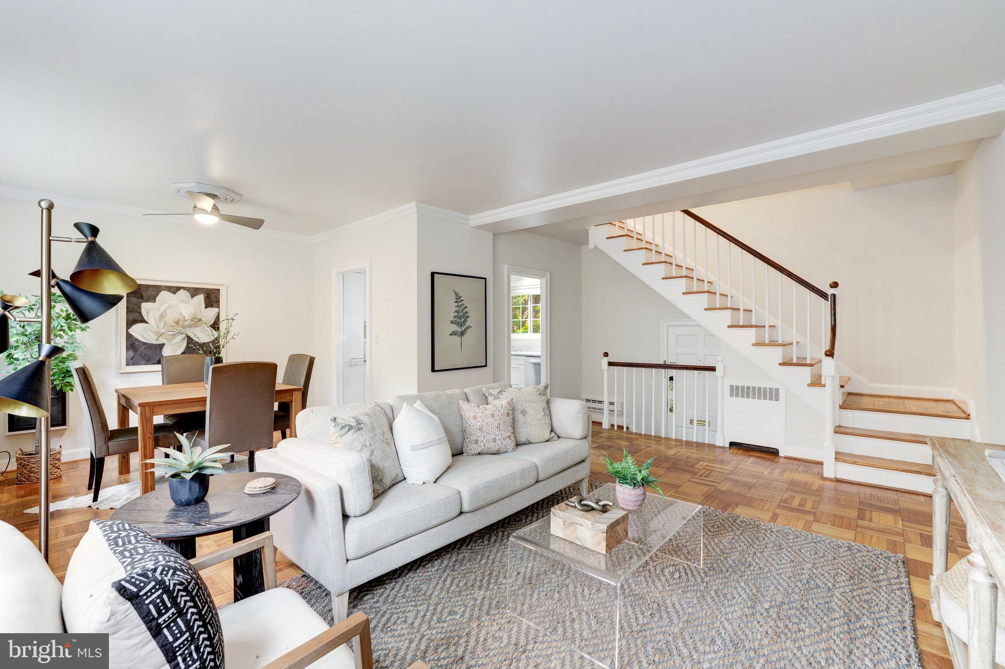 3754 Gunston Road, Unit 904 Alexandria, VA 22302 - Photo 9 of 27 Gallery Image 9