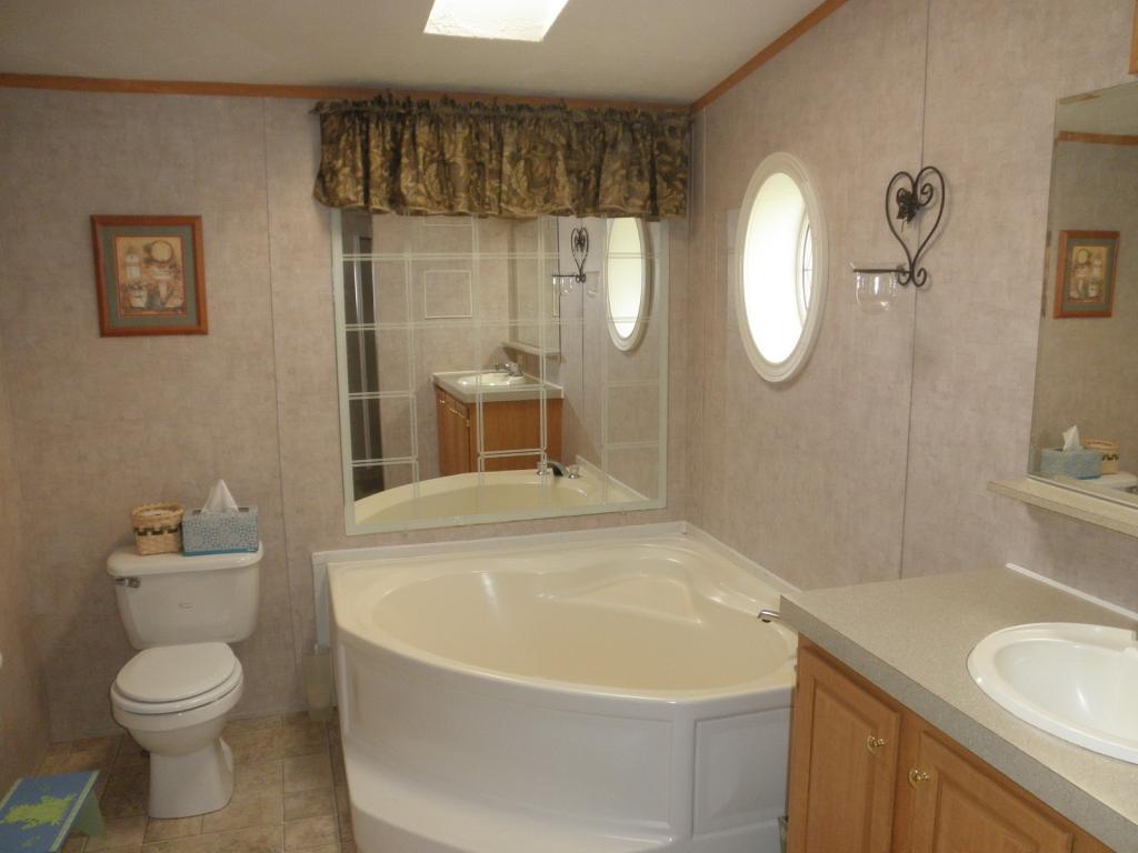 73 3rd Street Lancaster, NH 03584 - Photo 5 of 13