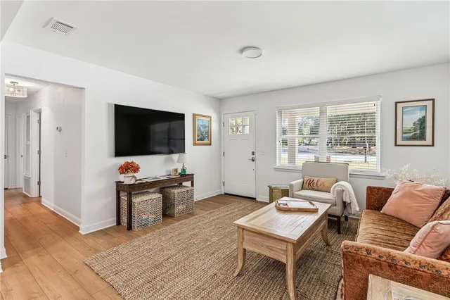 $850,000 | 907 Mallery Street, St. Simons Island, GA 31522