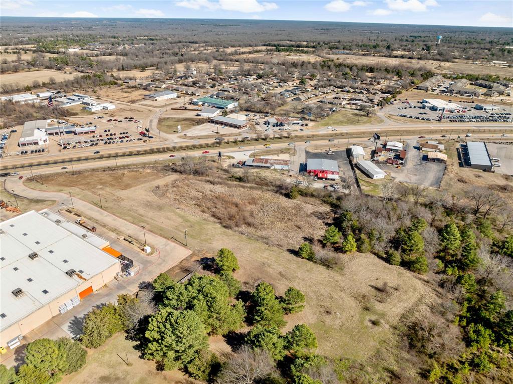 3200 Northeast Loop 286 Paris, TX 75460 - Photo 20 of 28 an aerial view of a beach