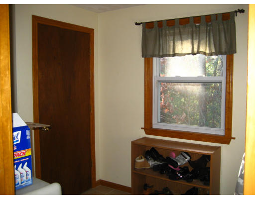 22 Albion Road Billerica, MA 01821 - Photo 25 of 26 view of an empty room with a window